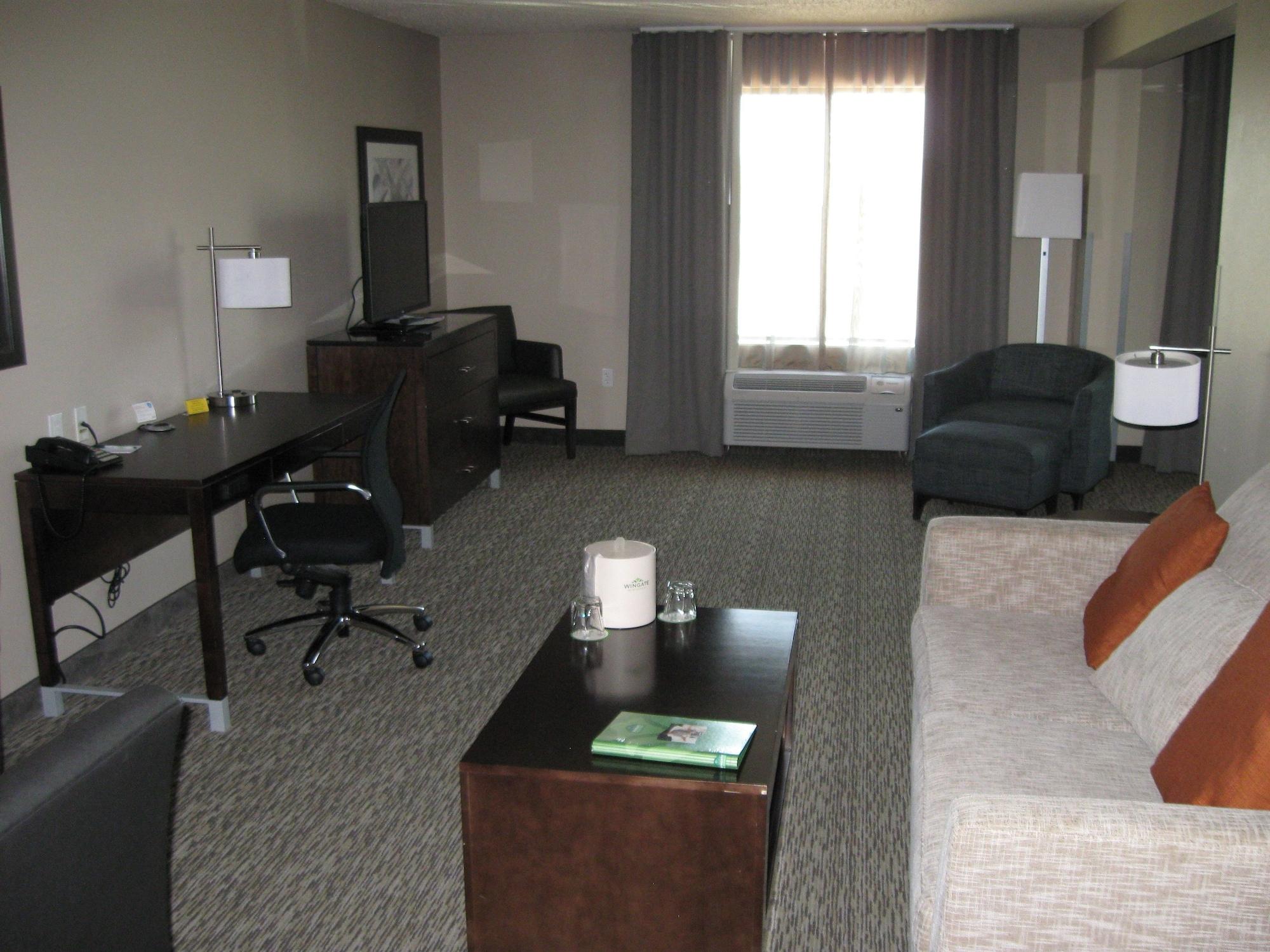 วินเกต บาย วินด์แฮม ฟาร์โก Hotel ภายนอก รูปภาพ